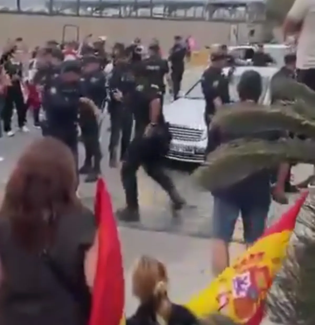 Basque Activists Enter Ceuta to Support Migrants Amid Stricter Crossing Regulations