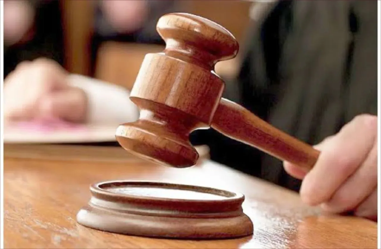 Marrakech Court Sentences Two Individuals for Luxury Hat Theft