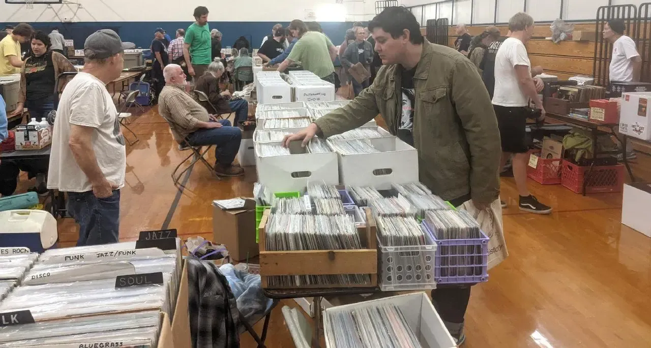 Record Bonanza Celebrates Music Nostalgia in Canby
