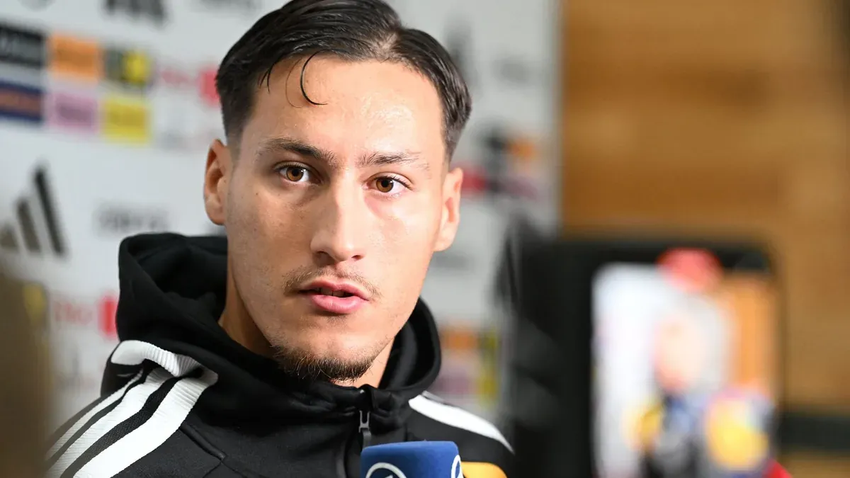 Younes Ebnoutalib: Frankfurt Striker's Emotional Call to the German National Team