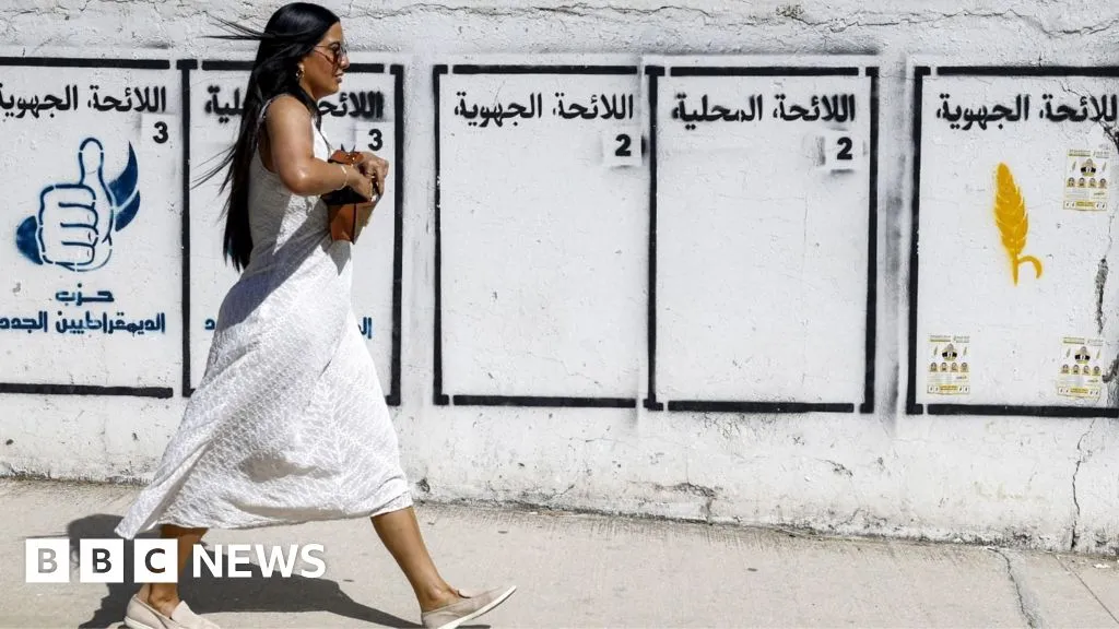 Moroccan Youth Disillusioned Ahead of Parliamentary Elections Amid Political Promises