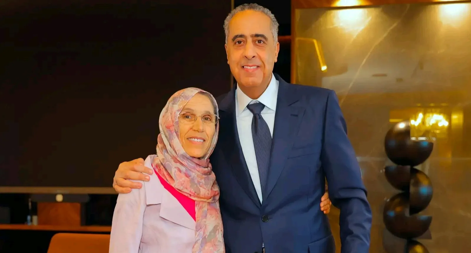 A Heartfelt Reunion: Hamouchi Honors His Former Teacher in Fes