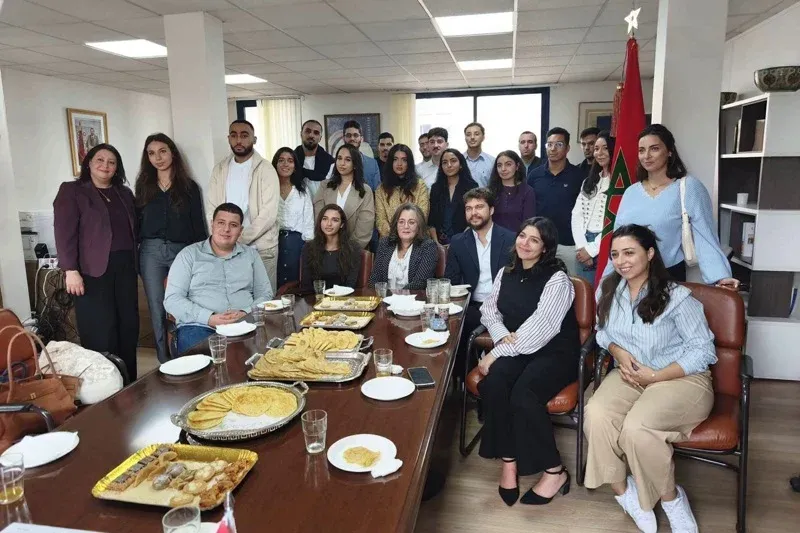 Moroccan Consul in Paris Connects with Graduates to Discuss Opportunities