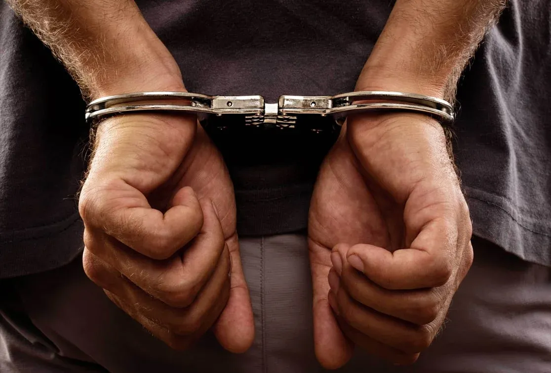 Police Officer and Sister Arrested in Drug Trafficking Case in Rabat