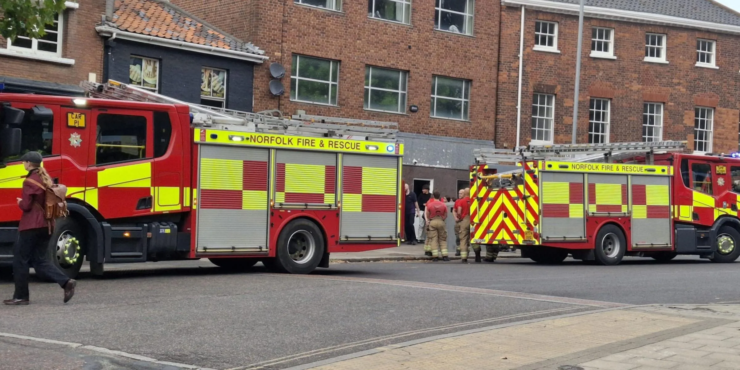 Firefighters Successfully Extinguish Blaze at Casablanca Pizza Takeaway