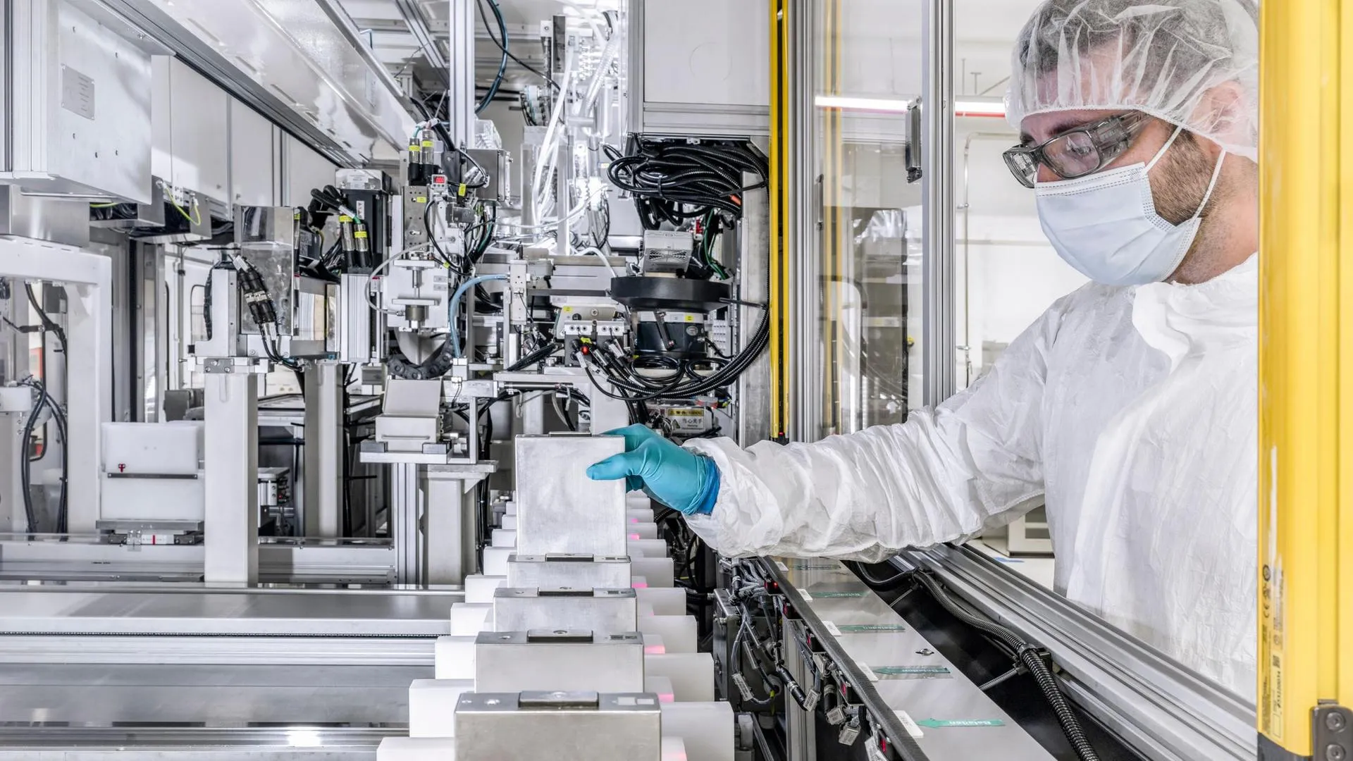 VW's PowerCo Invests €470 Million in Electric Vehicle Battery Production