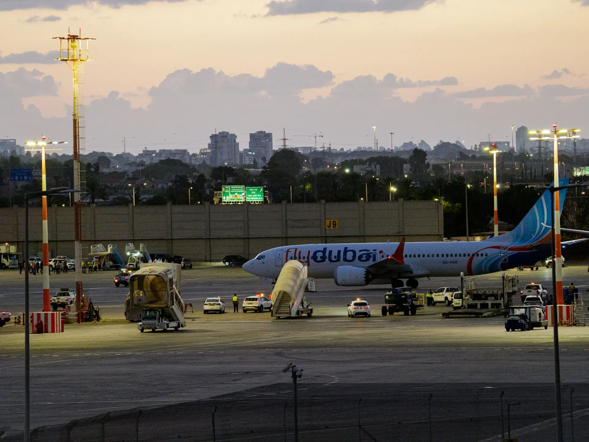 Security Incident on FlyDubai Flight Sparks Controversy and Investigations