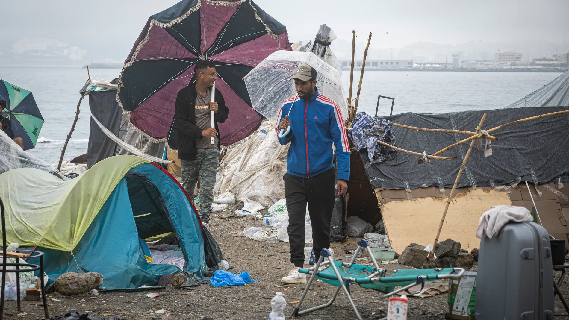 Voluntary Returns of Moroccans from Ceuta: A Growing Trend Amidst Adverse Conditions