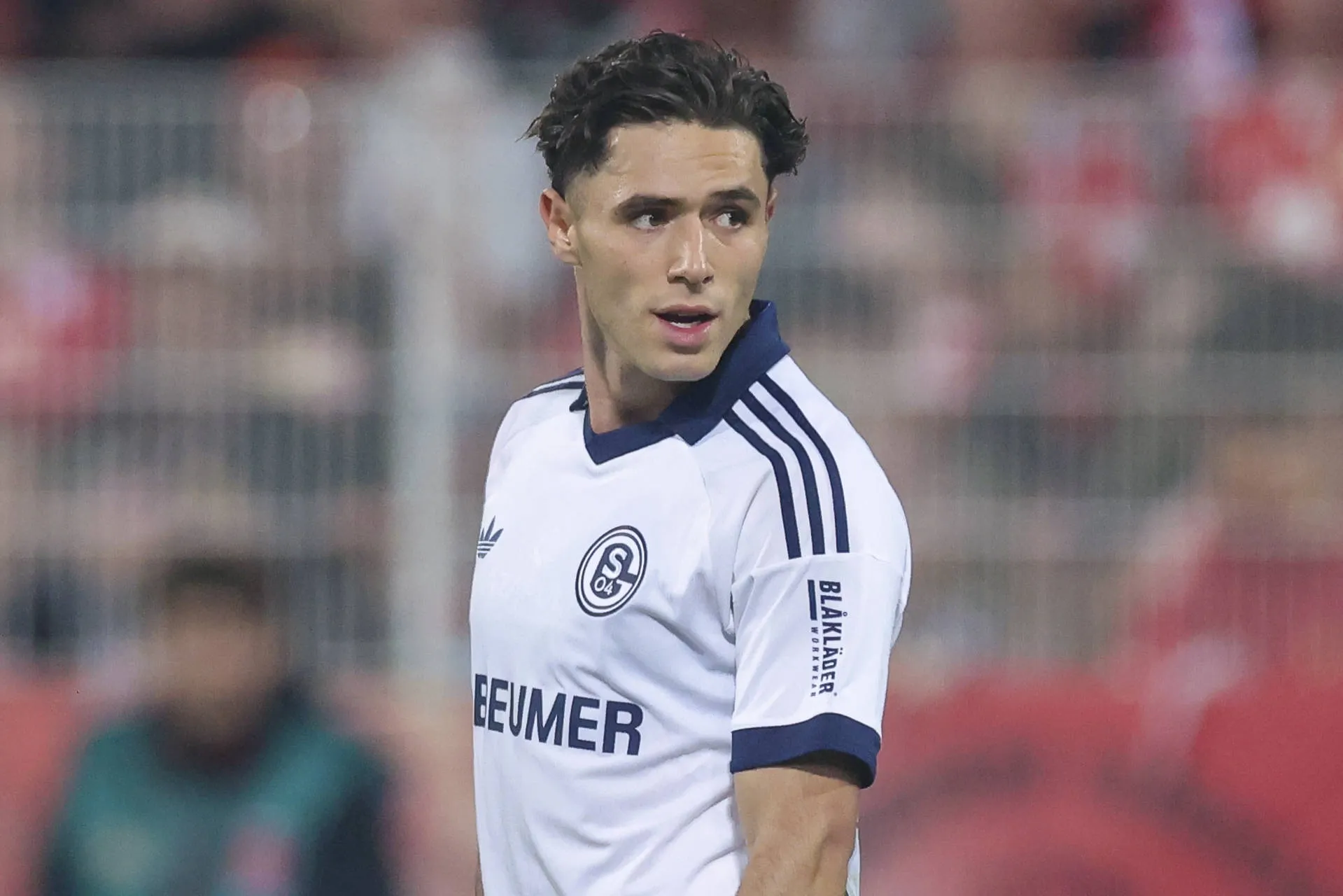 Soufiane El-Faouzi's Absence Explained: No Injury, Just a Coach's Decision