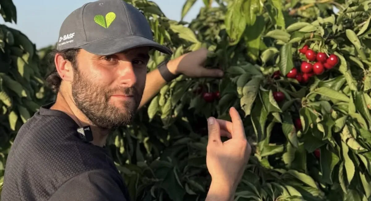 Young Farmer Alberto Exposes Unfair Competition in Agriculture