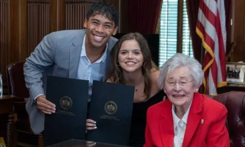 Daisha and Dalton Shine in The Amazing Race: Recognition from Governor Ivey