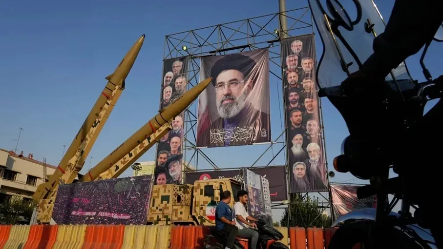 Iran Reinforces Nuclear Facilities and Prepares Citizens for Potential Conflict