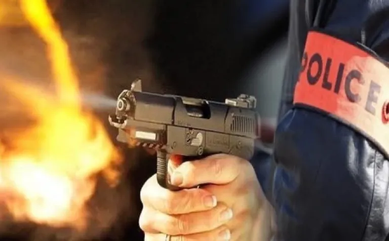 Police Intervention in Fez: Warning Shot Fired to Neutralize Threat