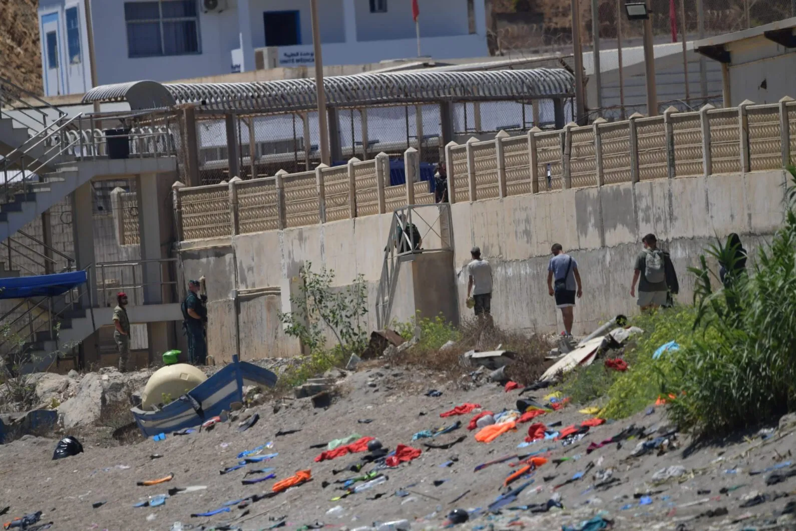 146 Moroccans Voluntarily Return from Ceuta Amid Police Operation