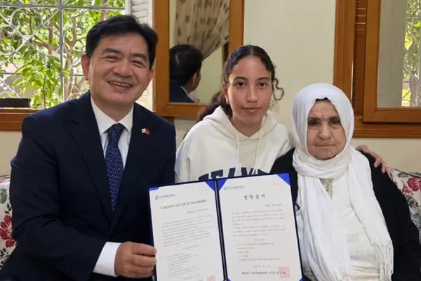 Korean Ambassador Honors Moroccan War Hero and Grants Scholarship in Morocco