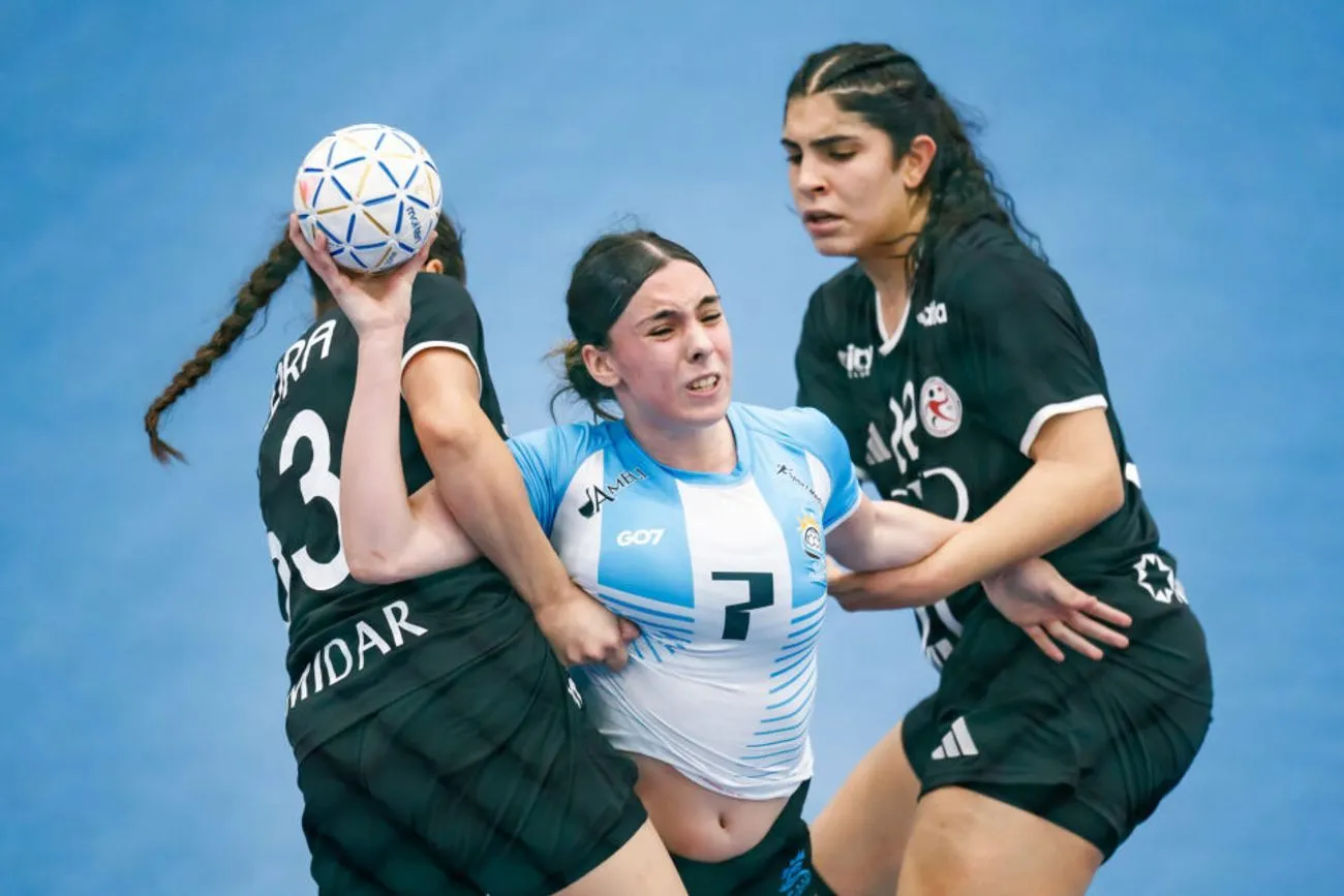 Argentina's U16 Women's Handball Team Bows Out of World Championship After Defeat to Guinea