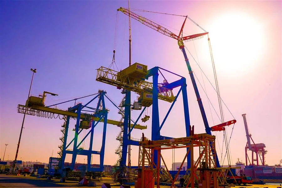 Somalev Cranes Undertakes Dismantling Project in Casablanca
