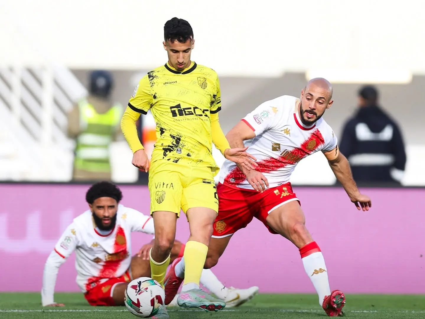 Morocco Fassi Takes the Lead After Victory Over Wydad Athletic Club