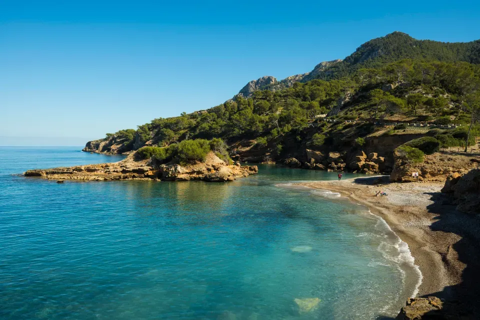 Last-Minute May Getaways: Affordable Holiday Deals Await!