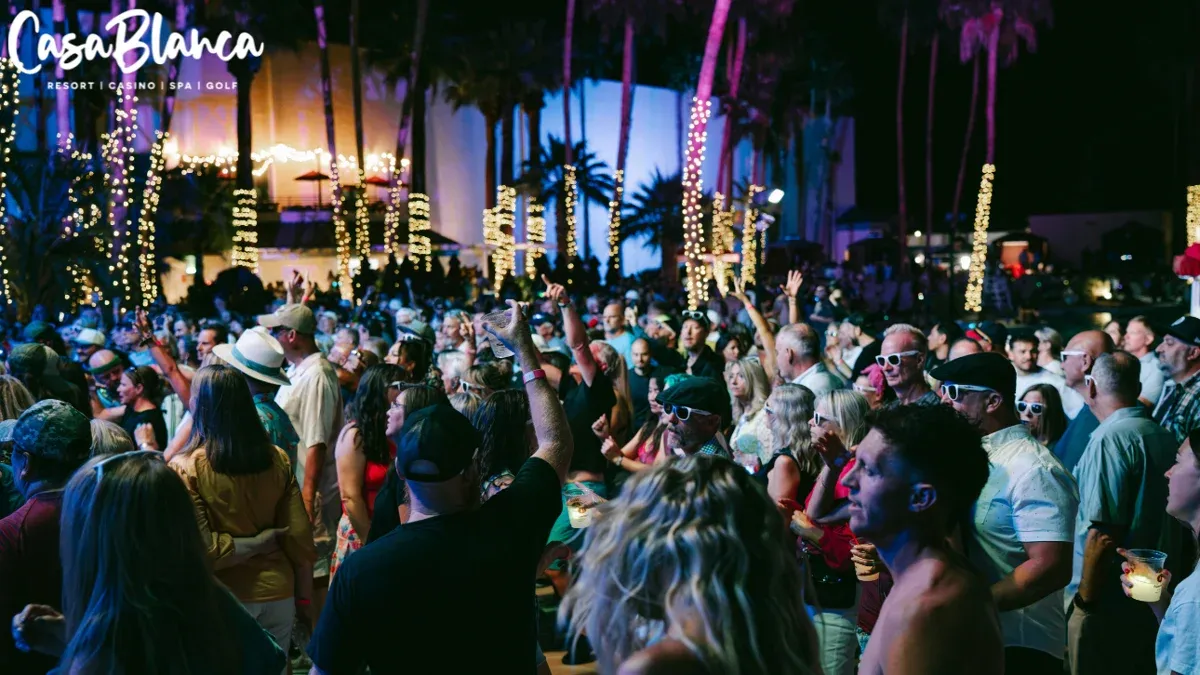 Celebrate Independence Day with Poolside Concerts and BBQ in Mesquite