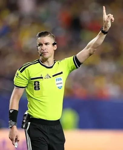 French and Argentine Fans Unite in Referee Controversy Ahead of World Cup Quarter-Final