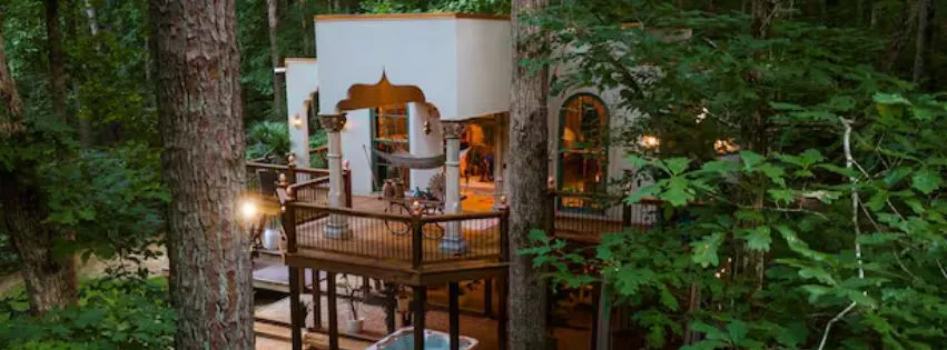 Experience the Magic of a Moroccan-Themed Treehouse Airbnb in Alabama