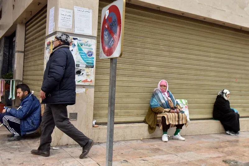 Citizens Voice Concerns Over Sidewalk Obstruction and Public Space Misuse in Marrakech